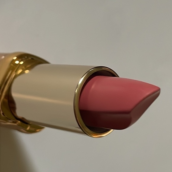 L;Oreal Colour Riche lipstick 171 NU CONFIDENT - Picture 4 of 8